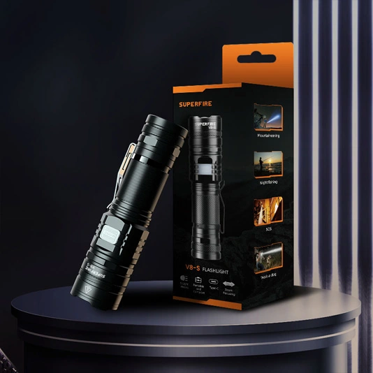 SUPERFIRE V8-S 2000 루멘 전술 손전등 충전식